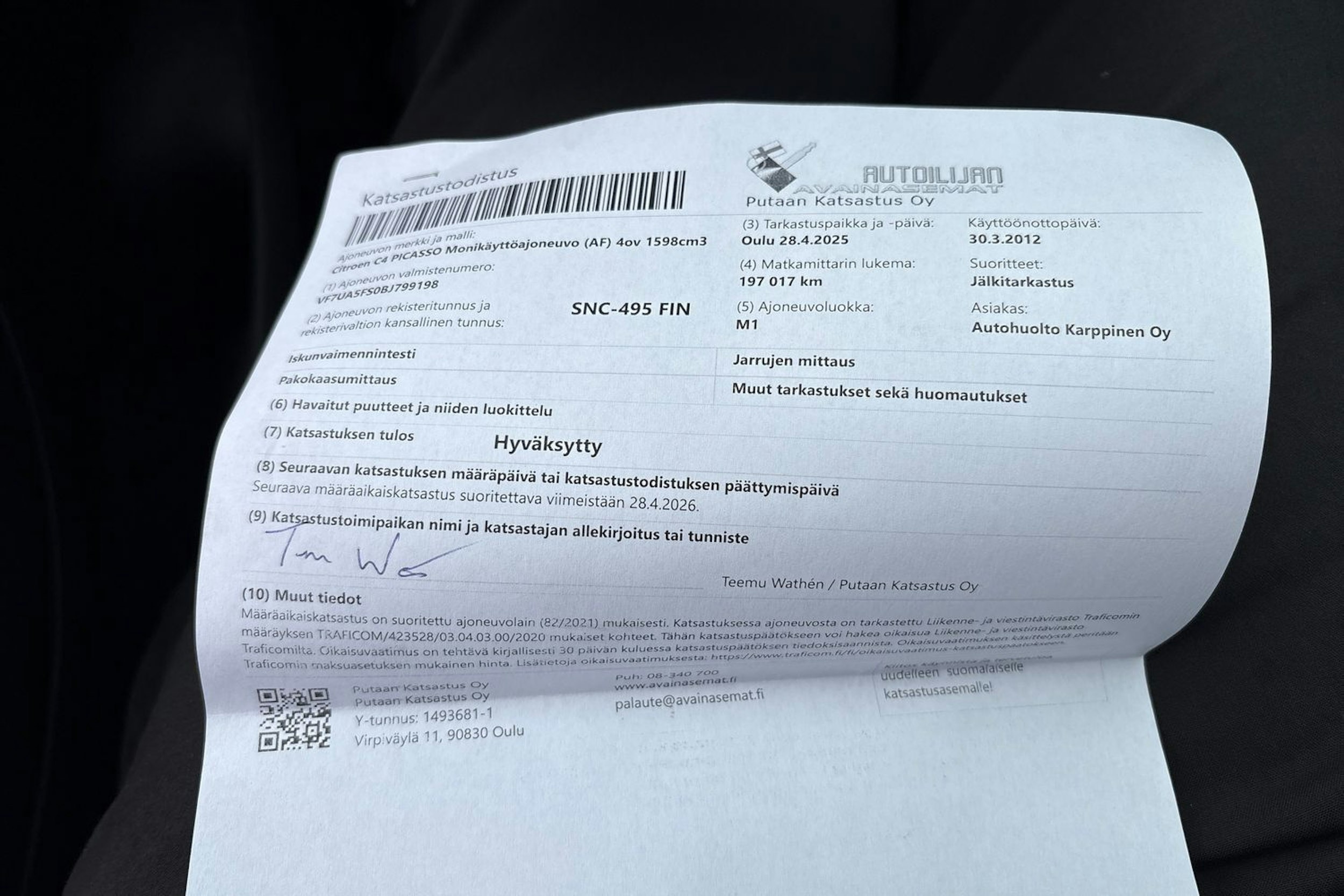 Punainen Citroën Grand C4 Picasso 2012 kuva 23.