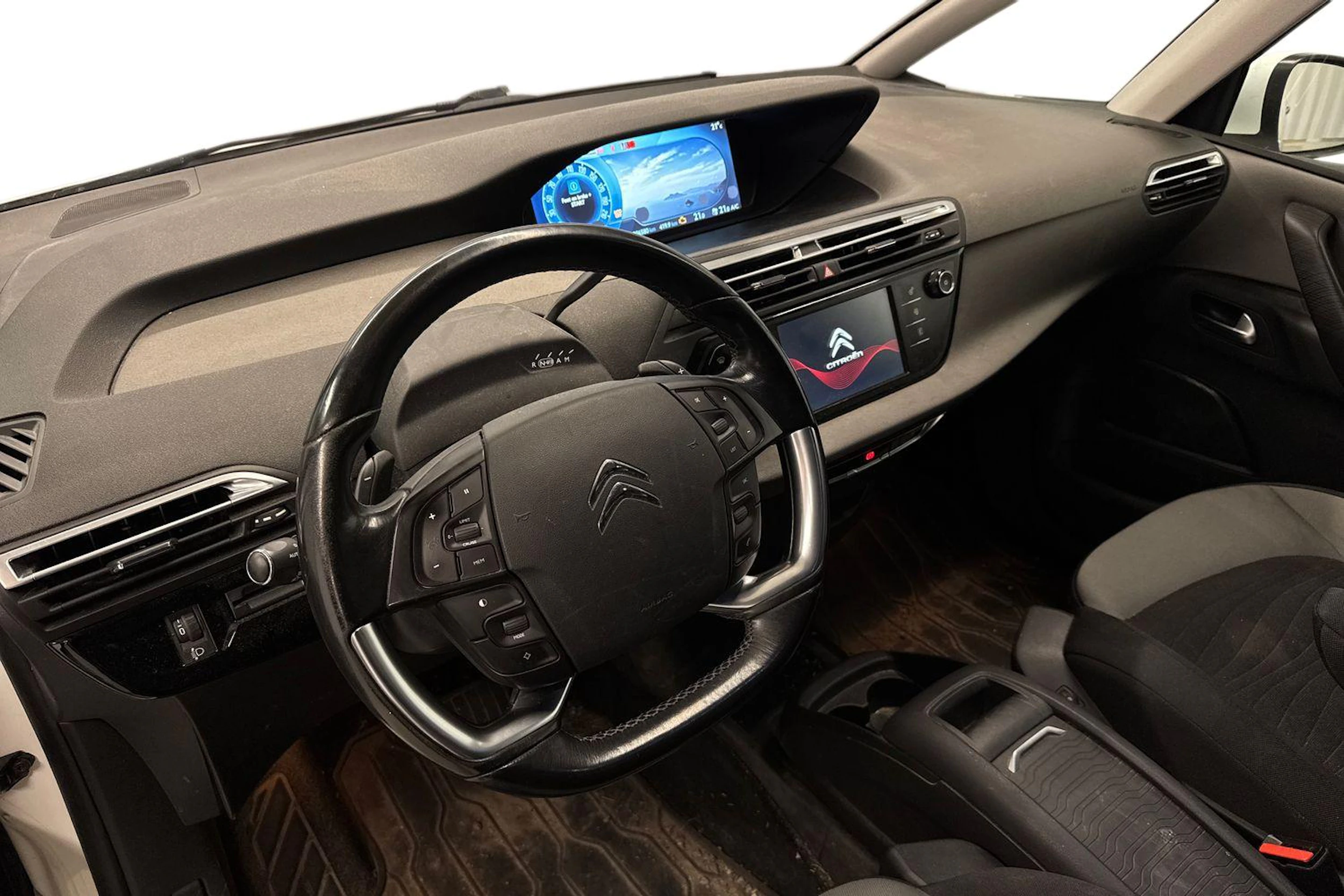 valkoinen Citroën Grand C4 Picasso 2015 kuva 3.