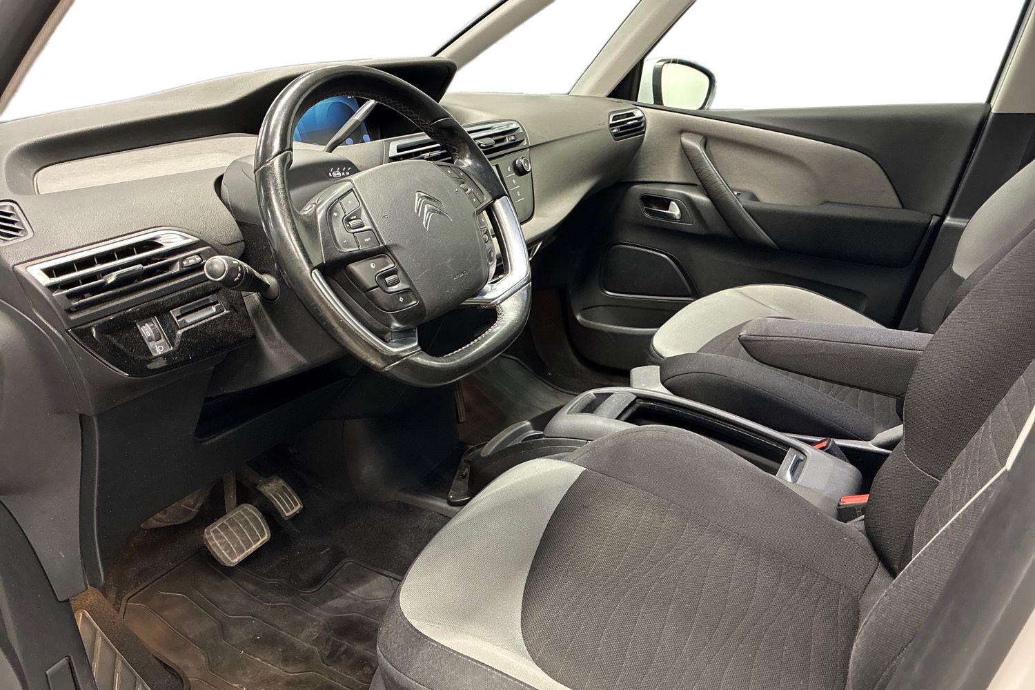 Citroen Grand C4 Picasso 2015, photo 6/31