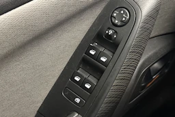 valkoinen Citroën Grand C4 Picasso 2015 kuva 10.