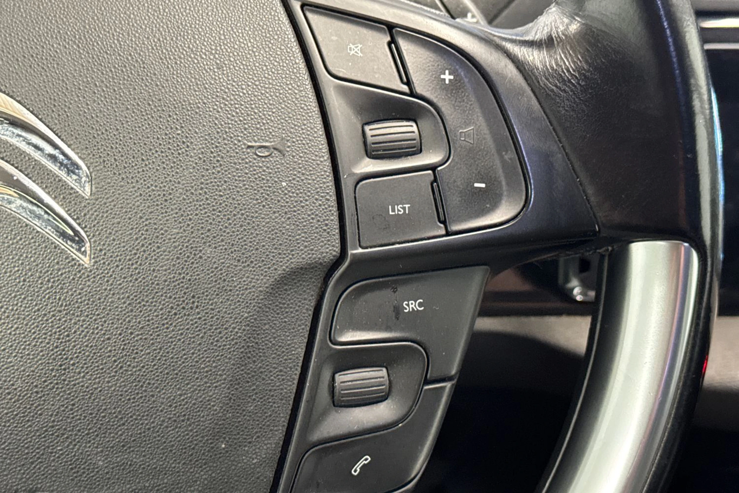 valkoinen Citroën Grand C4 Picasso 2015 kuva 12.