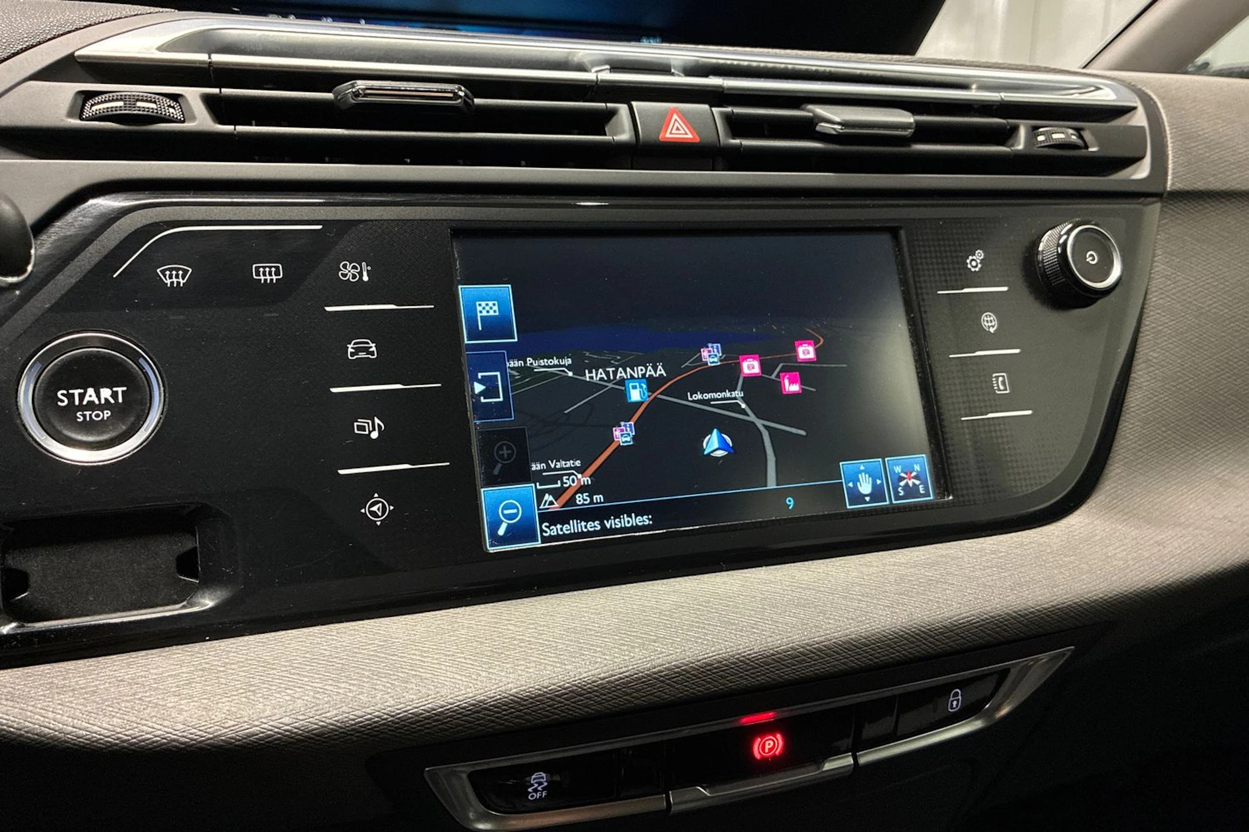 valkoinen Citroën Grand C4 Picasso 2015 kuva 19.