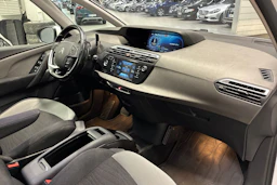 valkoinen Citroën Grand C4 Picasso 2015 kuva 29.
