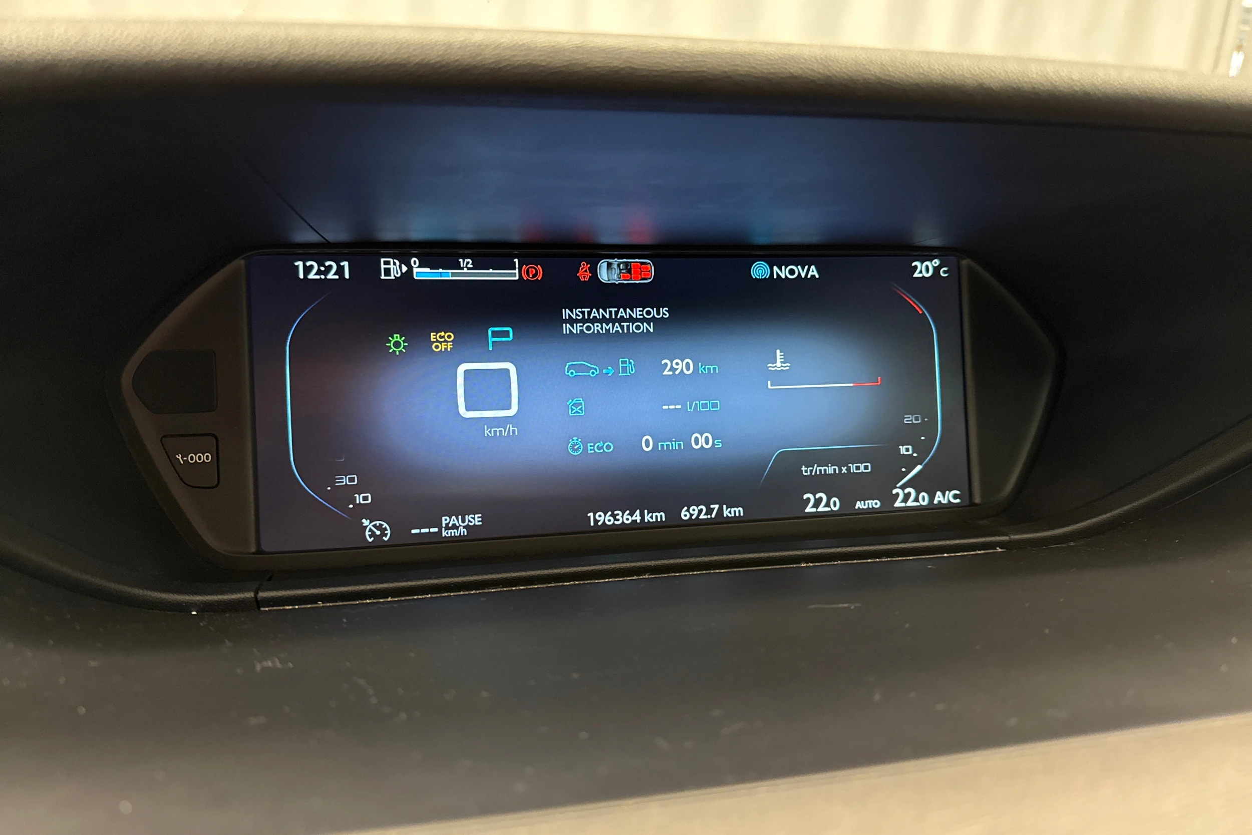 harmaa Citroën Grand C4 Picasso 2016 kuva 18.