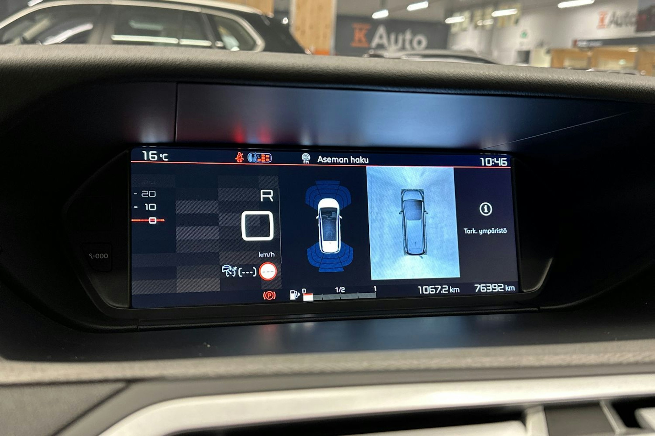 sininen Citroën Grand C4 Spacetourer 2021 kuva 18.