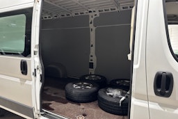 valkoinen Citroën Jumper 2012 kuva 11.