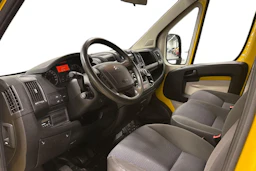 keltainen Citroën Jumper 2013 kuva 3.