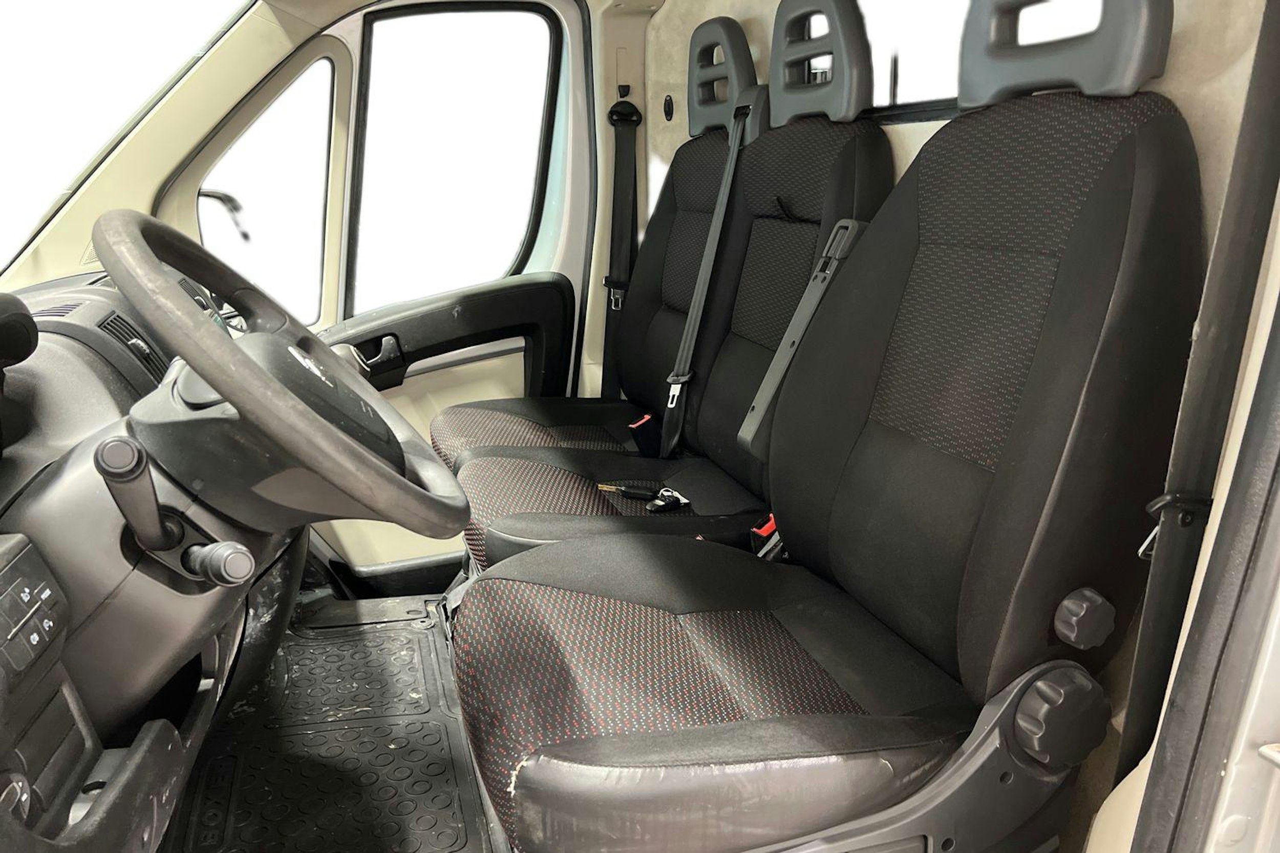 Hopea Citroën Jumper 2016 kuva 8.