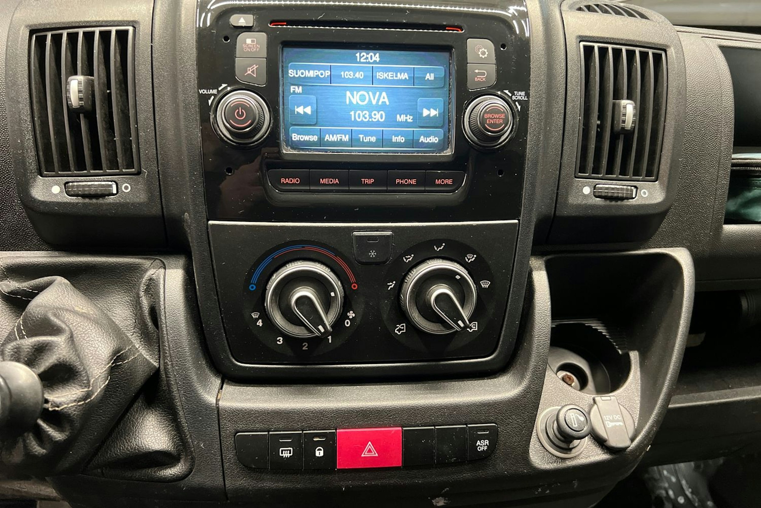 Hopea Citroën Jumper 2016 kuva 11.