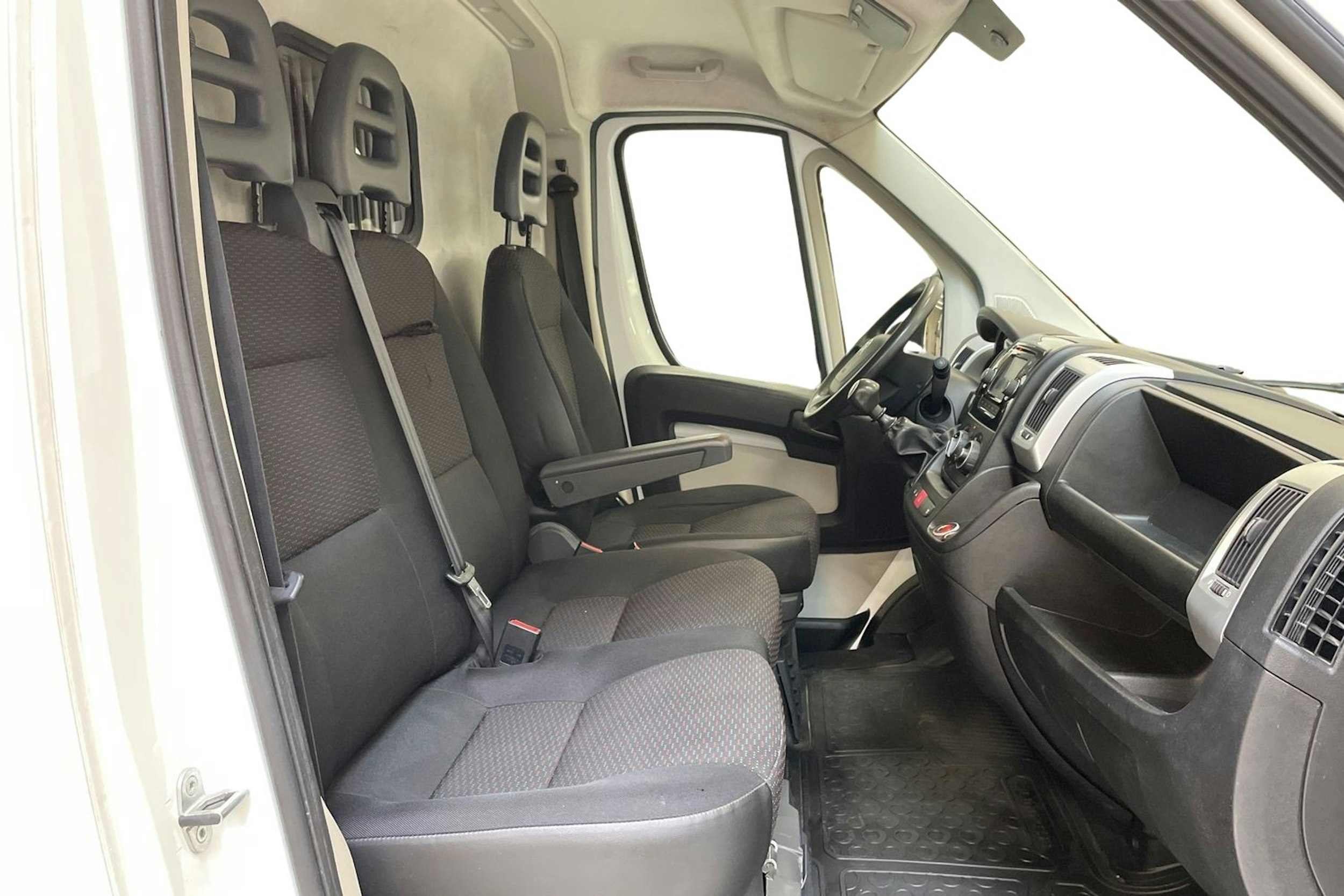 valkoinen Citroën Jumper 2018 kuva 10.