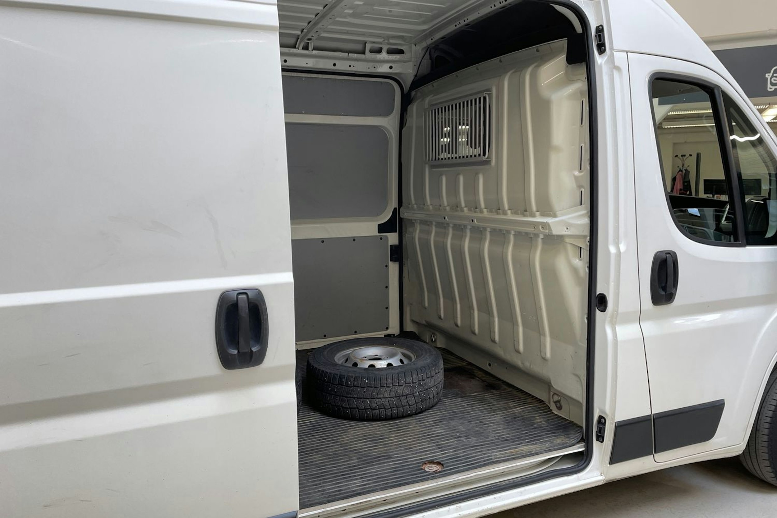valkoinen Citroën Jumper 2018 kuva 14.