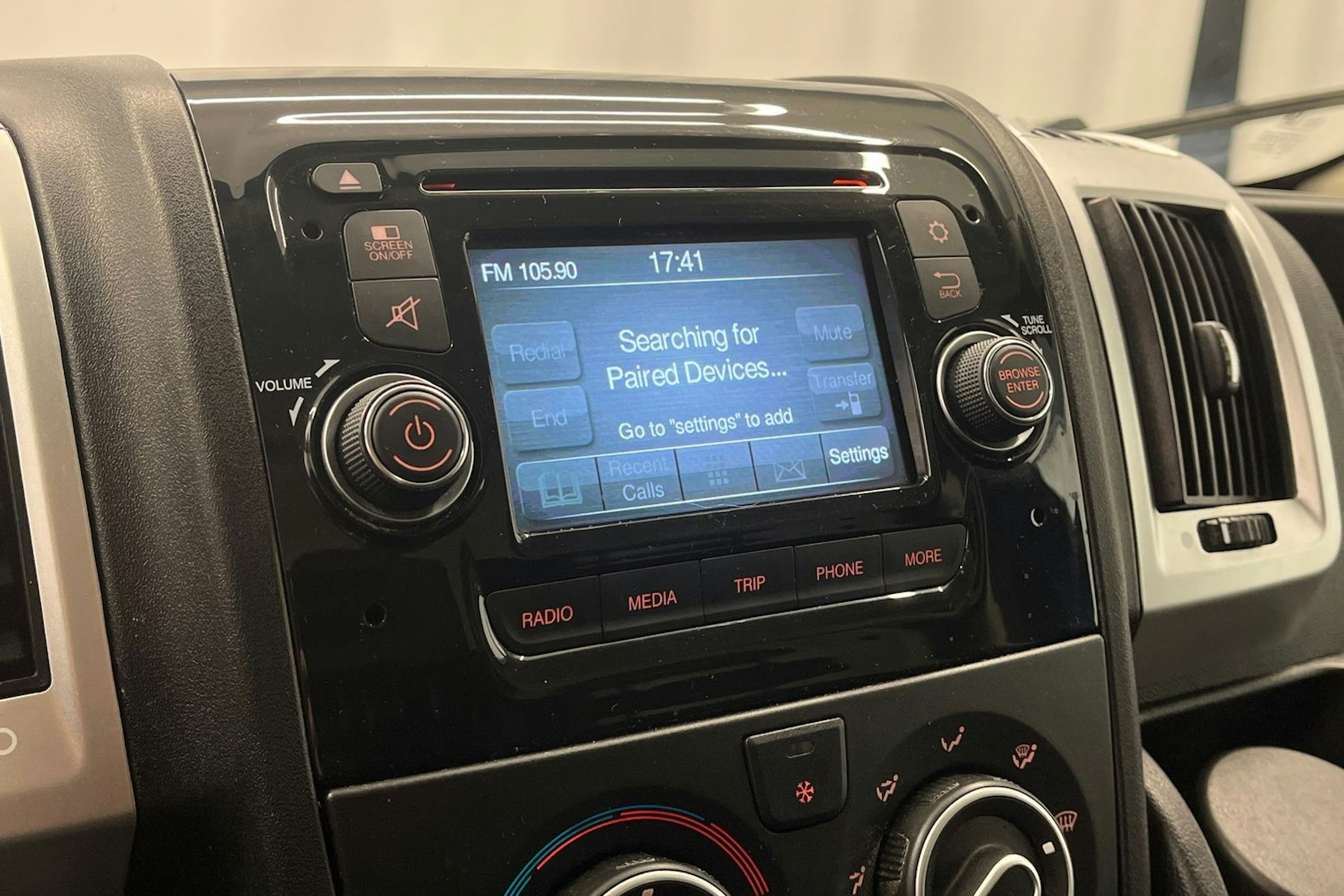 sininen Citroën Jumper 2018 kuva 24.