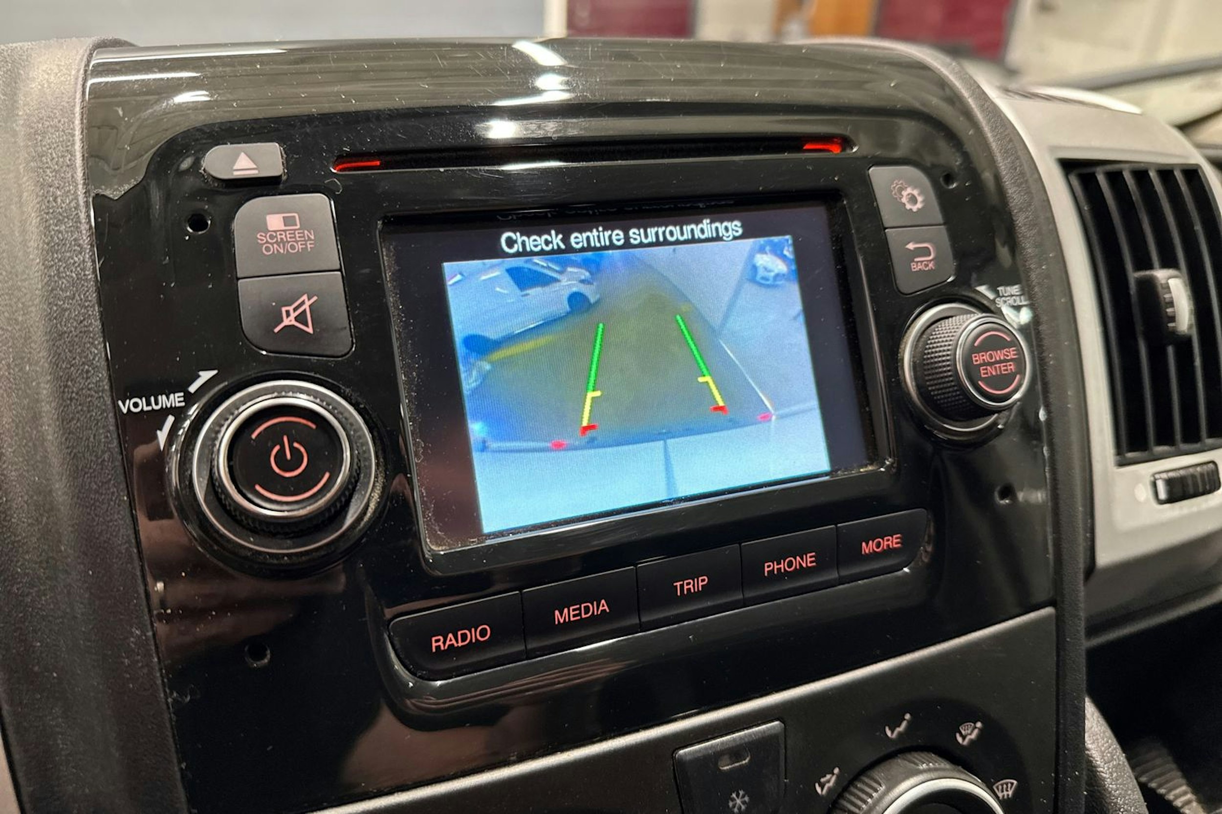 valkoinen Citroën Jumper 2019 kuva 16.