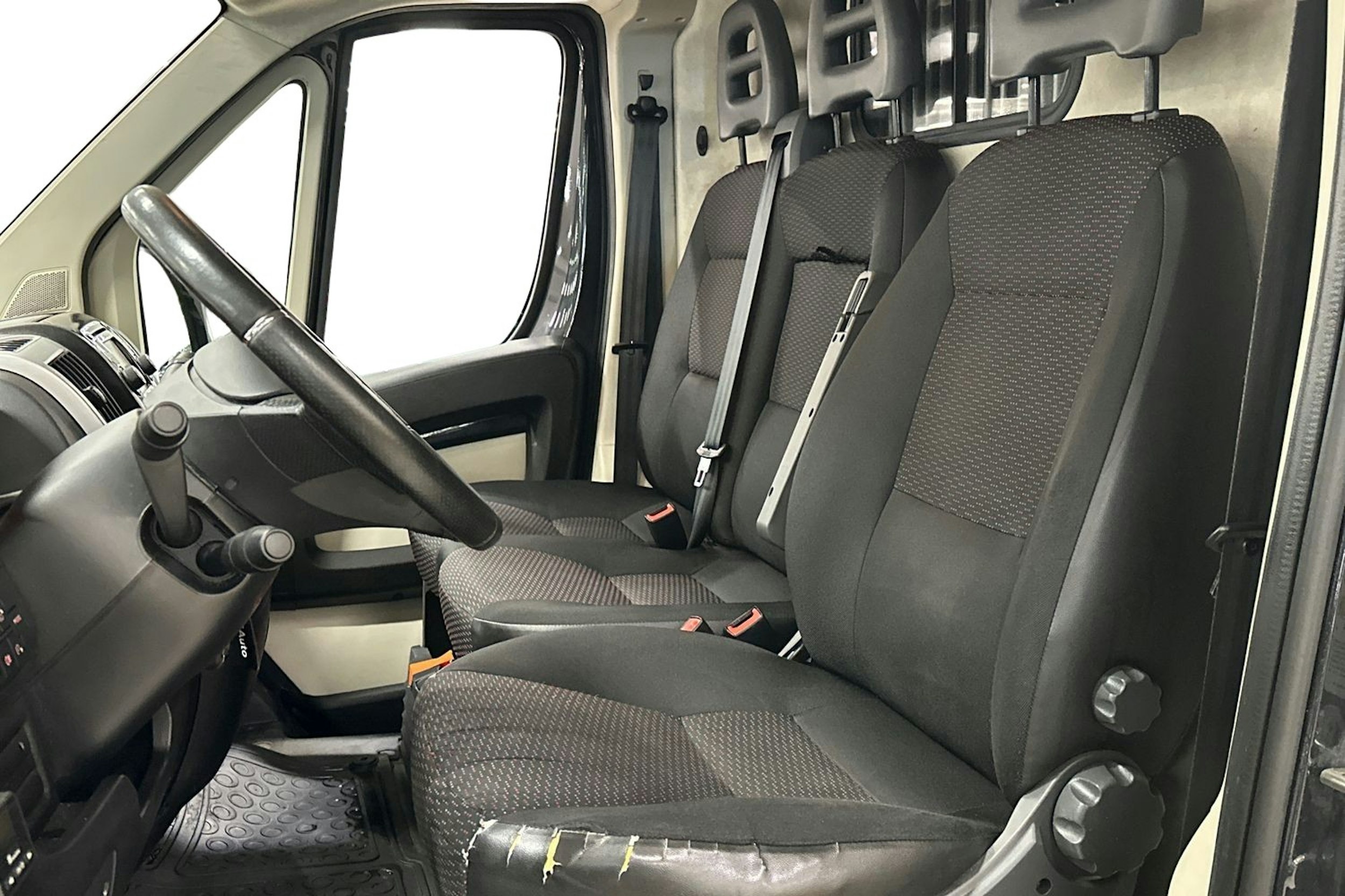 Harmaa Citroën Jumper 2019 kuva 10.