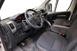 valkoinen Citroën Jumper 2020 kuva 3.
