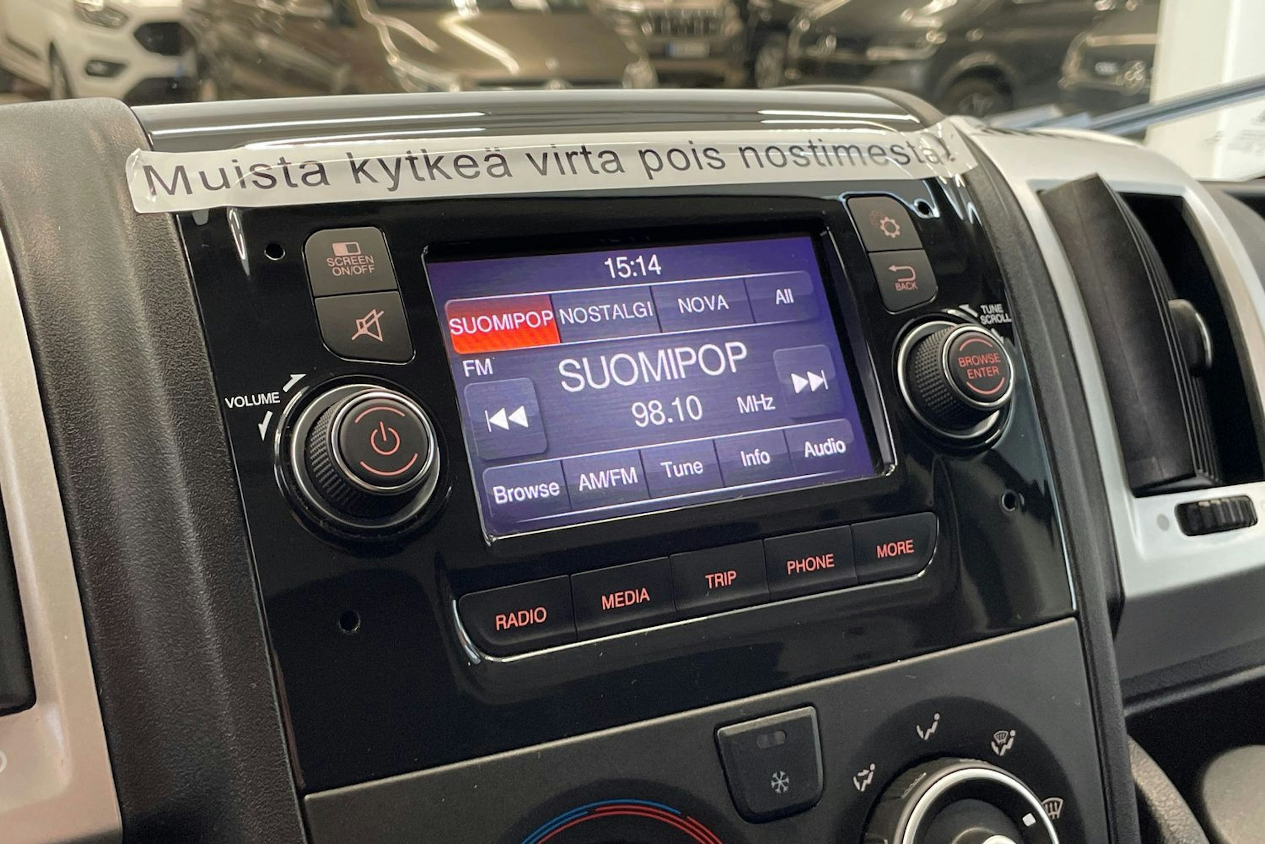 valkoinen Citroën Jumper 2020 kuva 16.