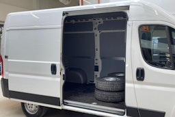 valkoinen Citroën Jumper 2020 kuva 23.
