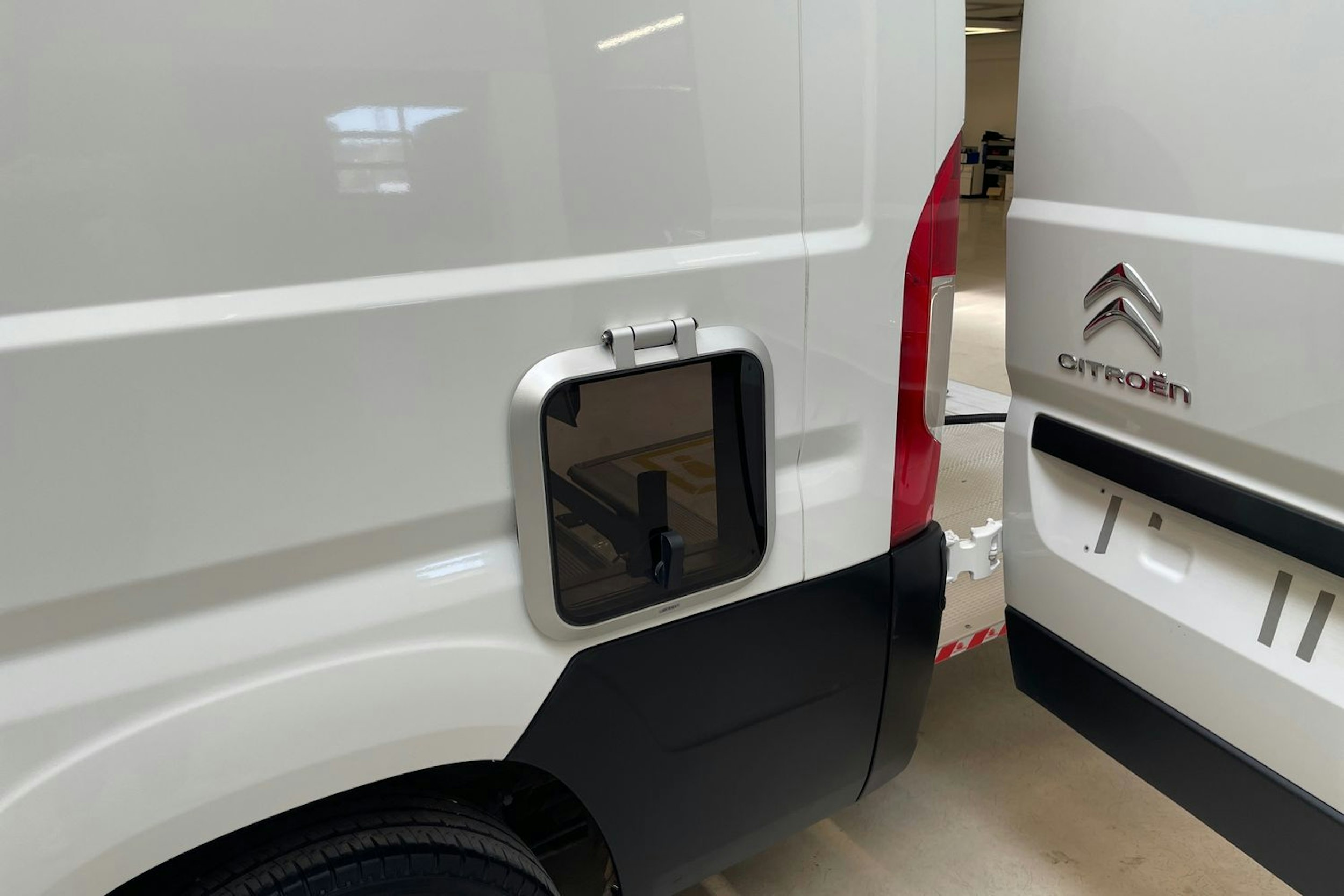 valkoinen Citroën Jumper 2020 kuva 30.