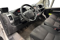 Valkoinen Citroën Jumper 2020 kuva 3.