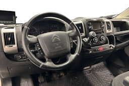Valkoinen Citroën Jumper 2020 kuva 9.