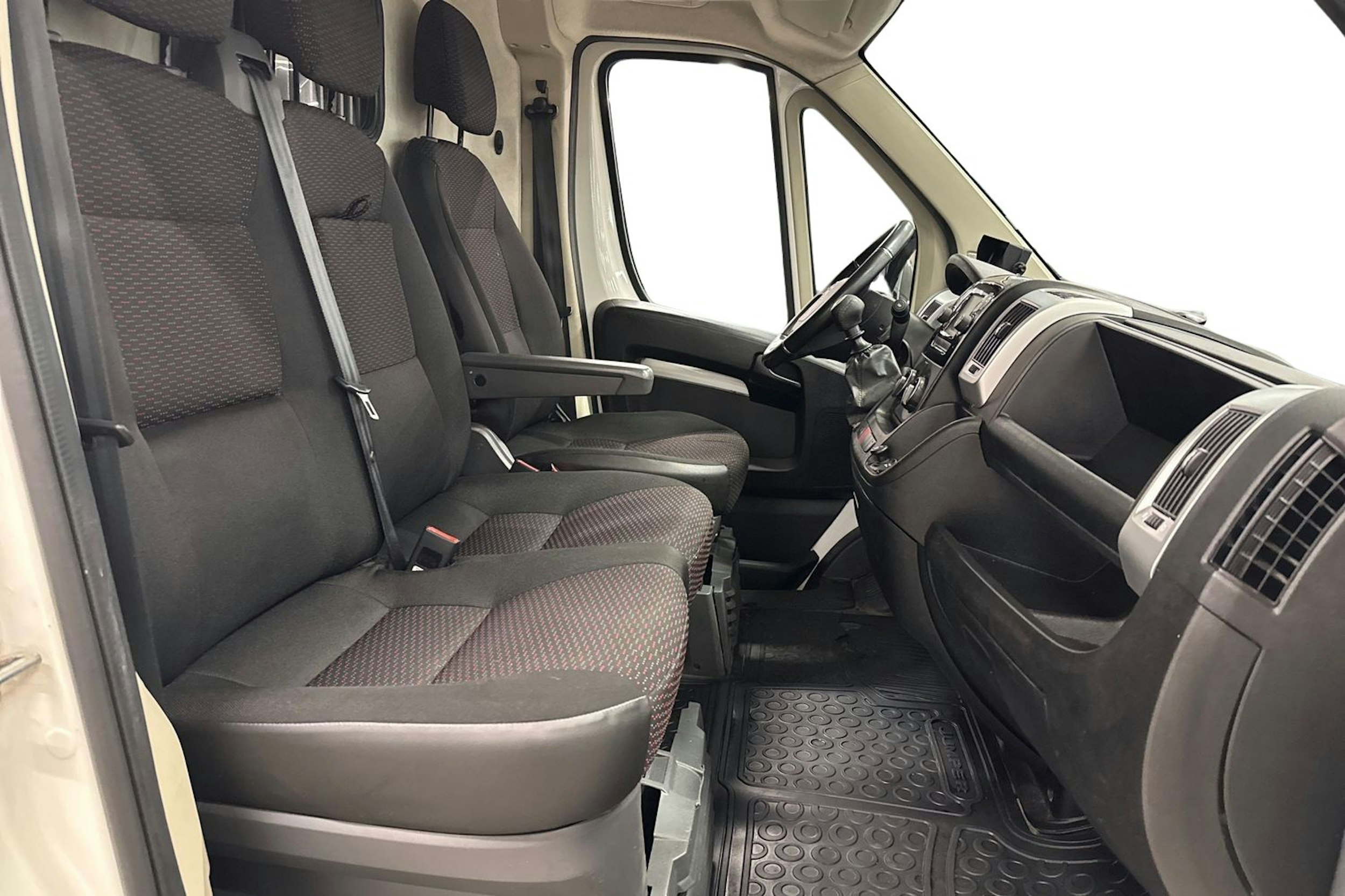 Valkoinen Citroën Jumper 2020 kuva 10.