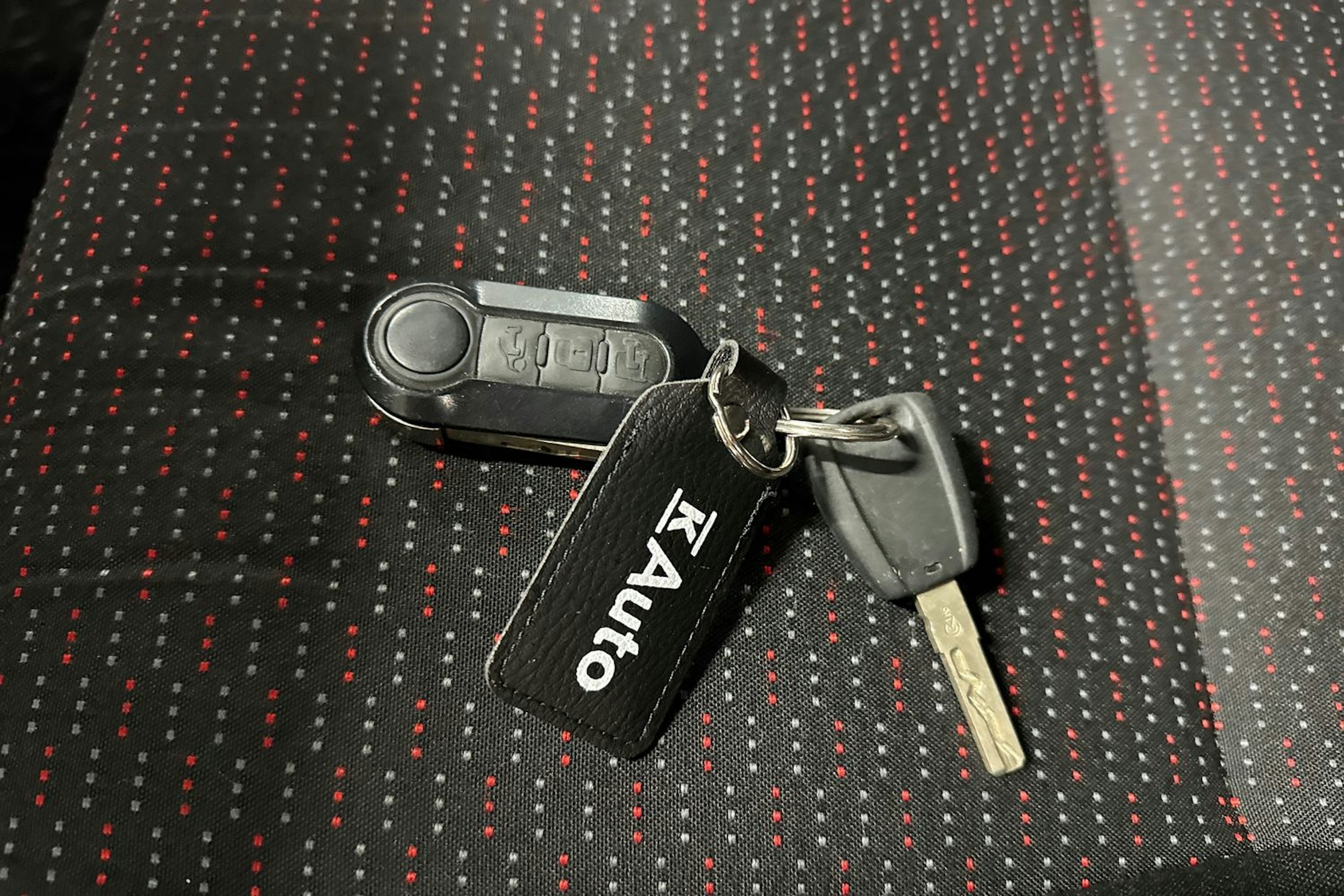 Valkoinen Citroën Jumper 2020 kuva 19.