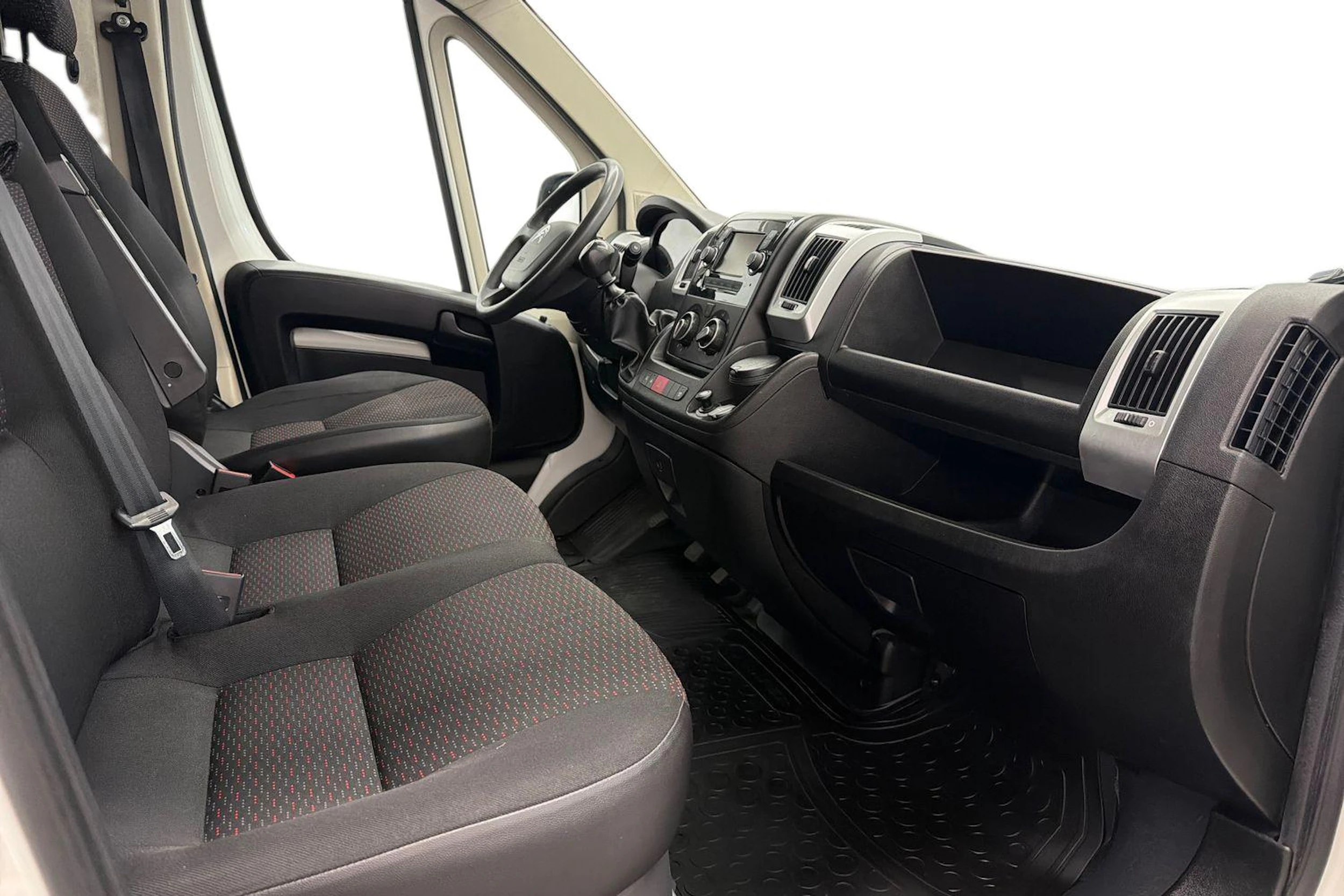 valkoinen Citroën Jumper 2021 kuva 8.