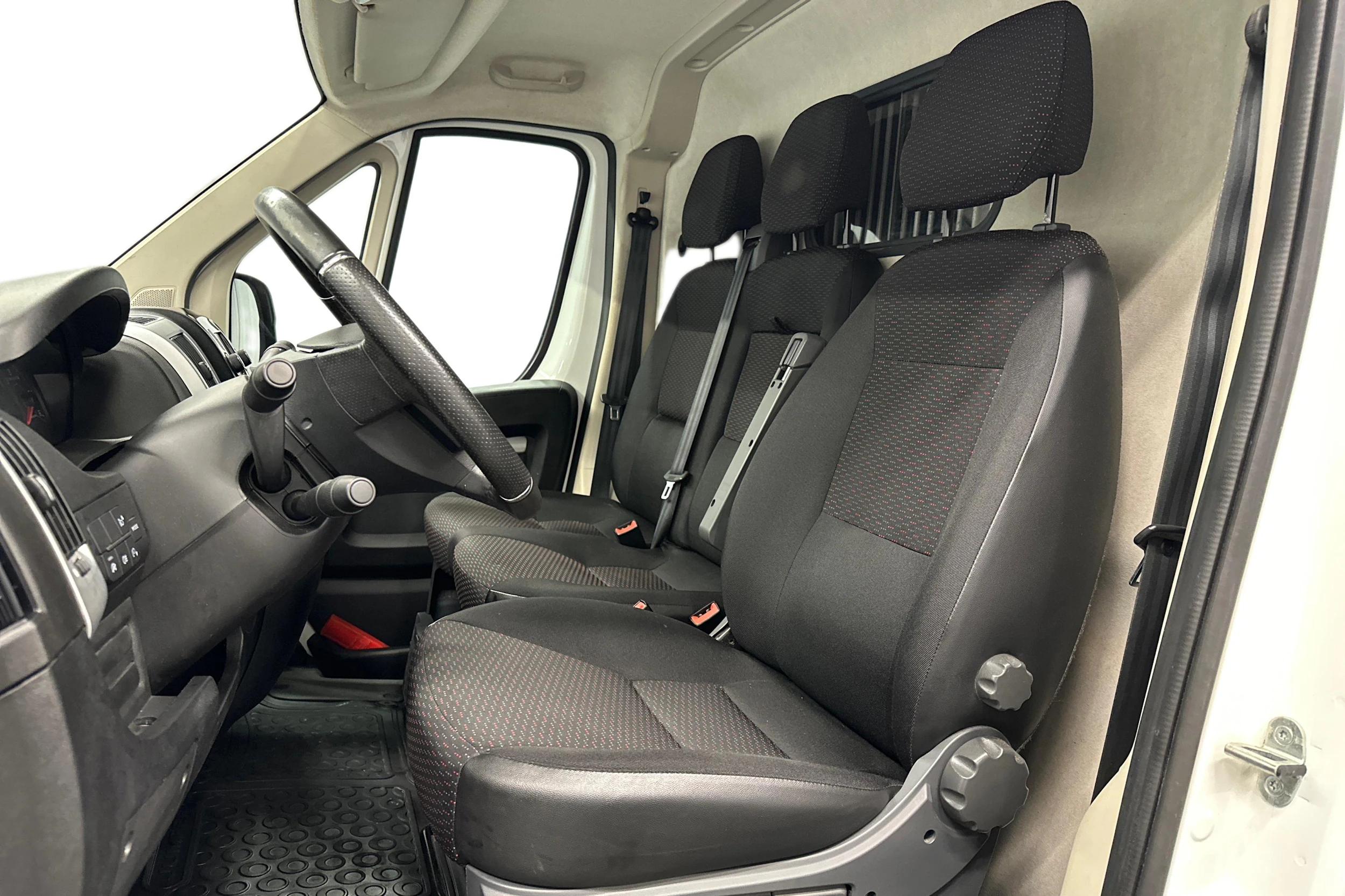 valkoinen Citroën Jumper 2021 kuva 8.