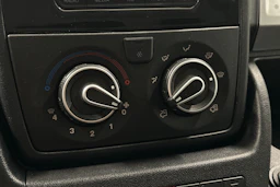 valkoinen Citroën Jumper 2021 kuva 22.