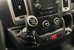 valkoinen Citroën Jumper 2021 kuva 24.