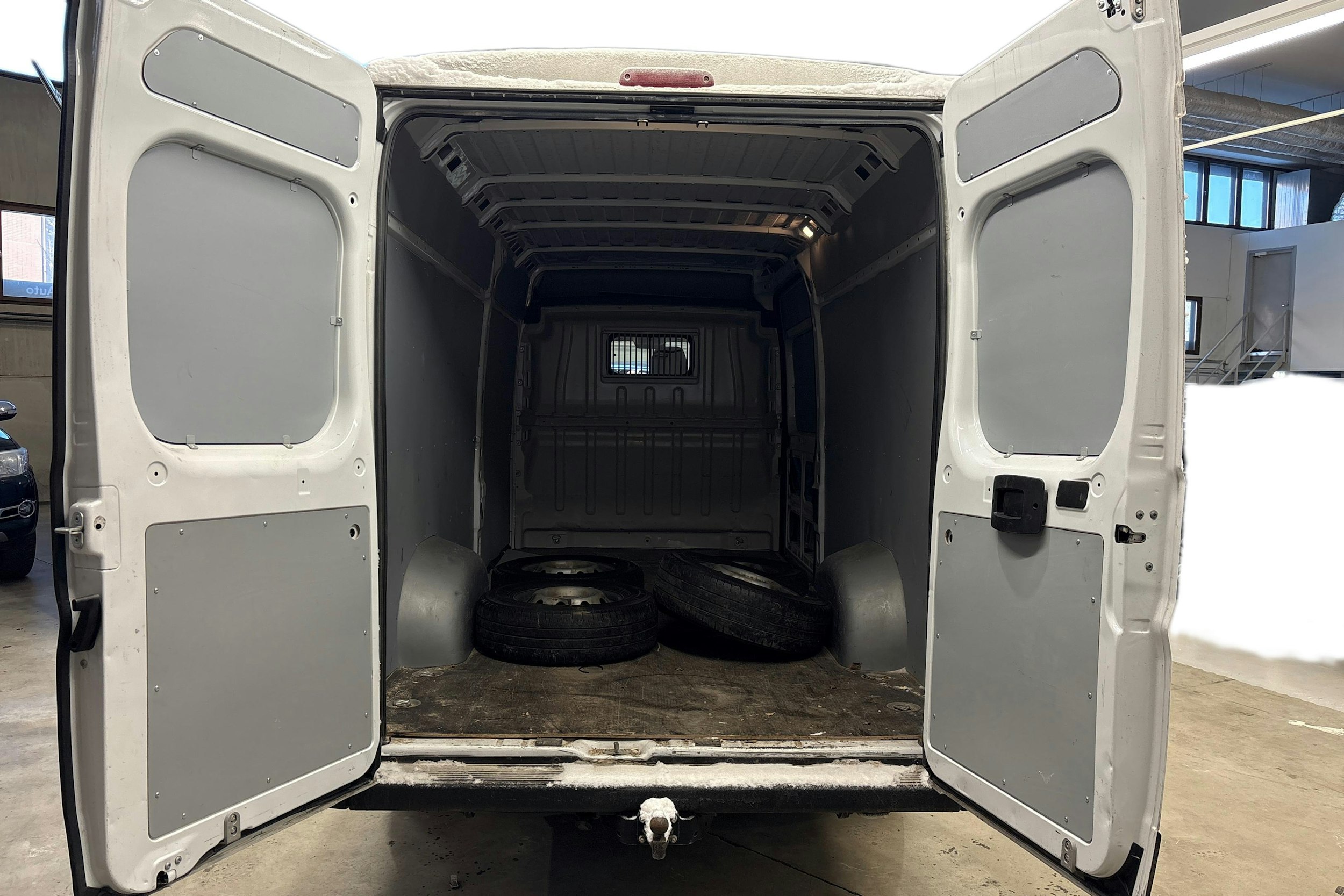 valkoinen Citroën Jumper 2022 kuva 12.