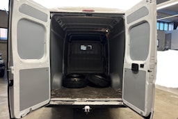 valkoinen Citroën Jumper 2022 kuva 12.