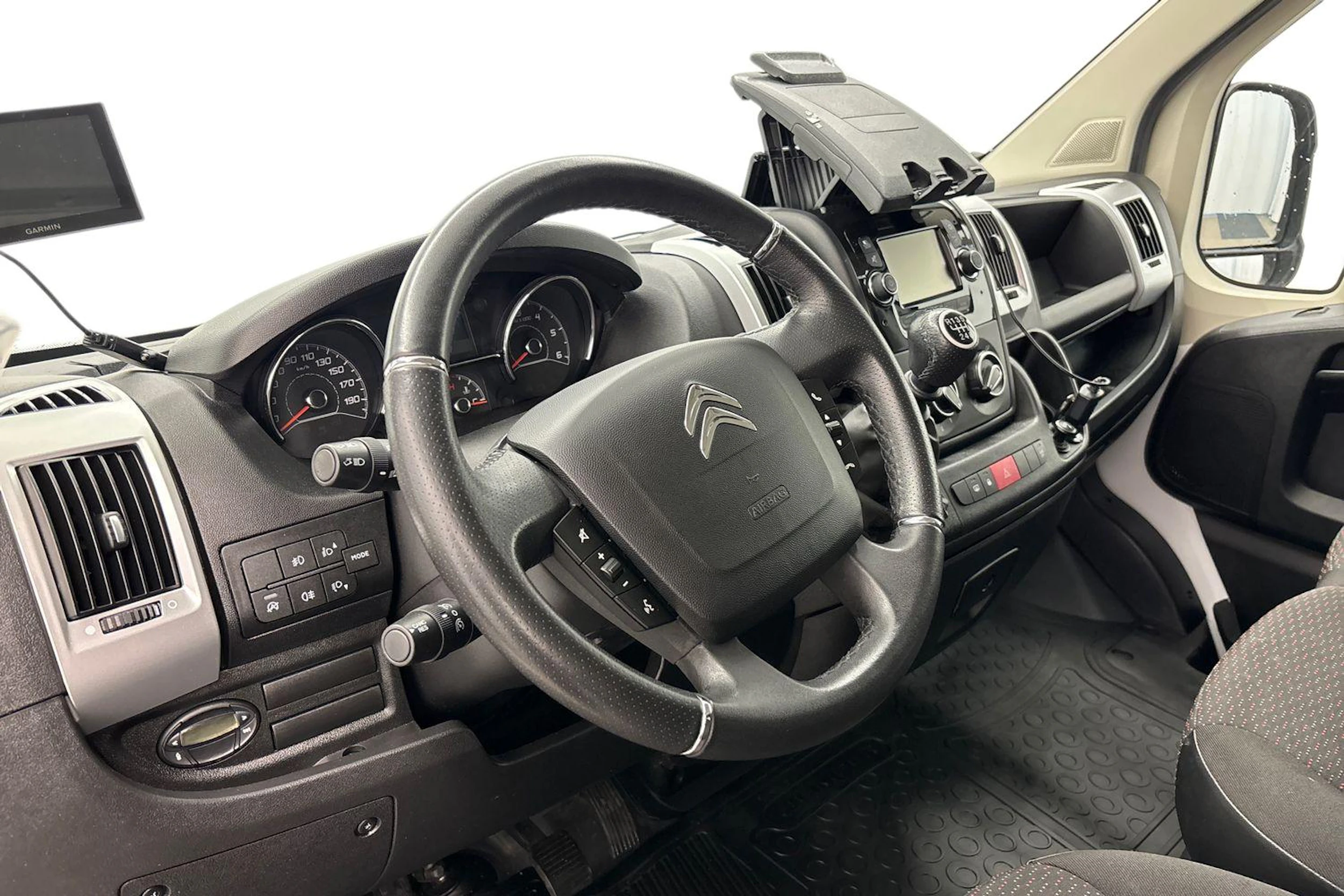 valkoinen Citroën Jumper 2023 kuva 9.
