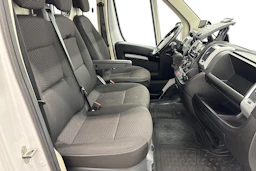 valkoinen Citroën Jumper 2023 kuva 11.