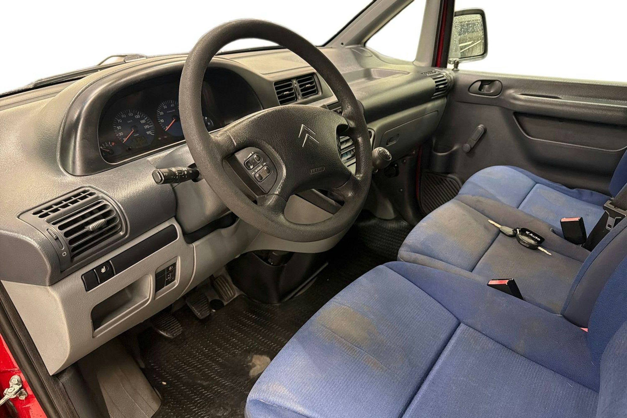 punainen Citroën Jumpy 2005 kuva 6.