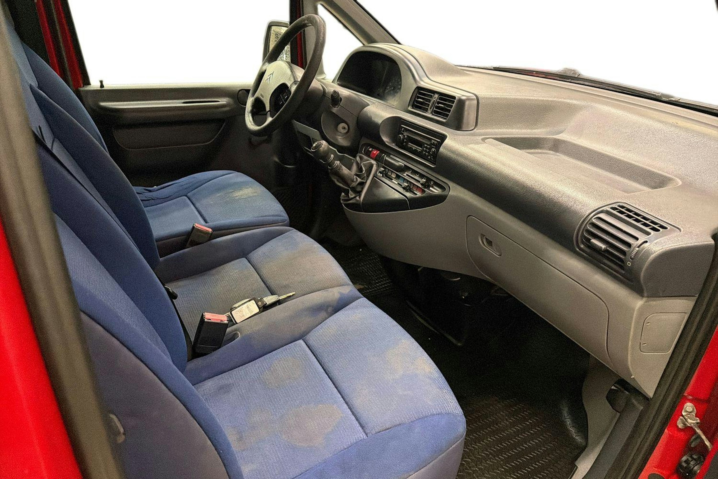 punainen Citroën Jumpy 2005 kuva 8.