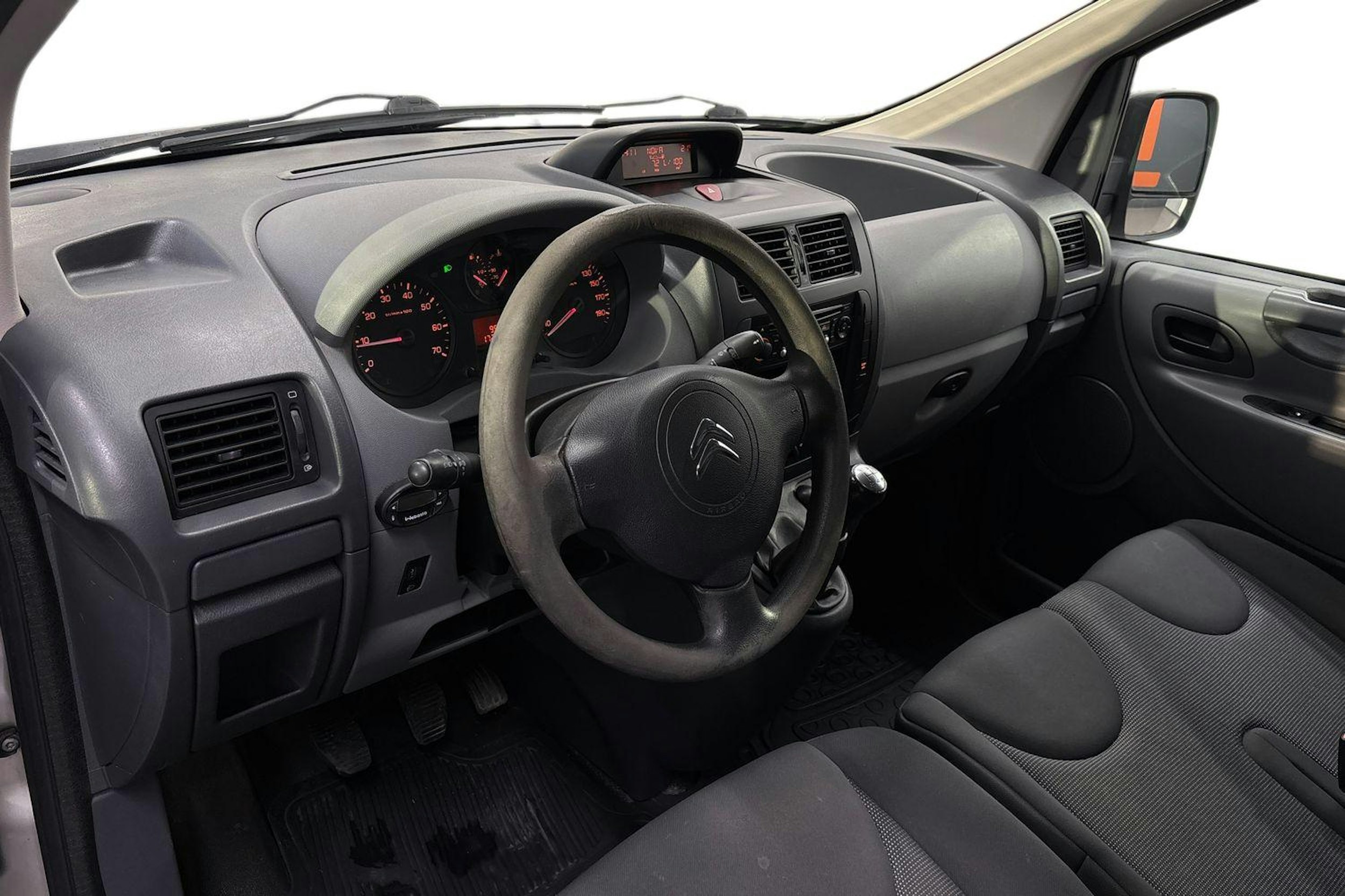 Hopea Citroën Jumpy 2013 kuva 7.