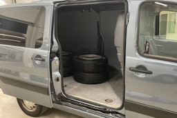 harmaa Citroën Jumpy 2016 kuva 13.