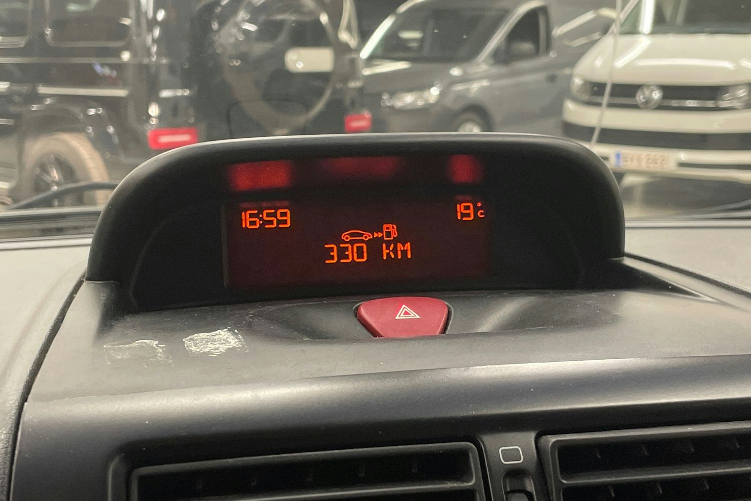 harmaa Citroën Jumpy 2016 kuva 17.