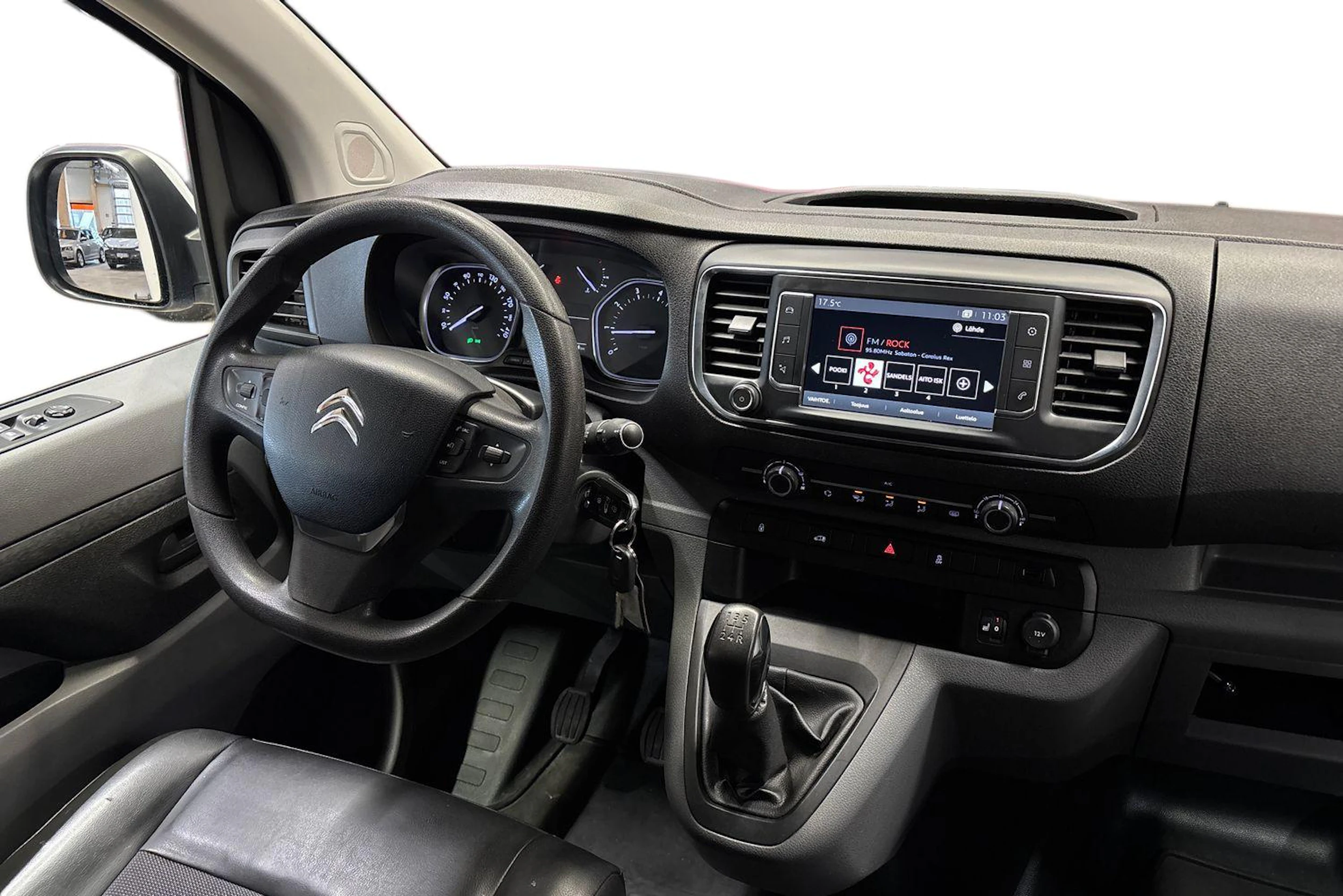 valkoinen Citroën Jumpy 2016 kuva 7.