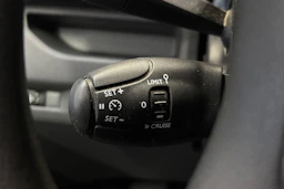 valkoinen Citroën Jumpy 2016 kuva 11.