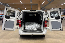 valkoinen Citroën Jumpy 2016 kuva 23.