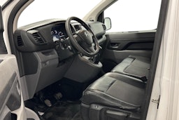 valkoinen Citroën Jumpy 2017 kuva 8.