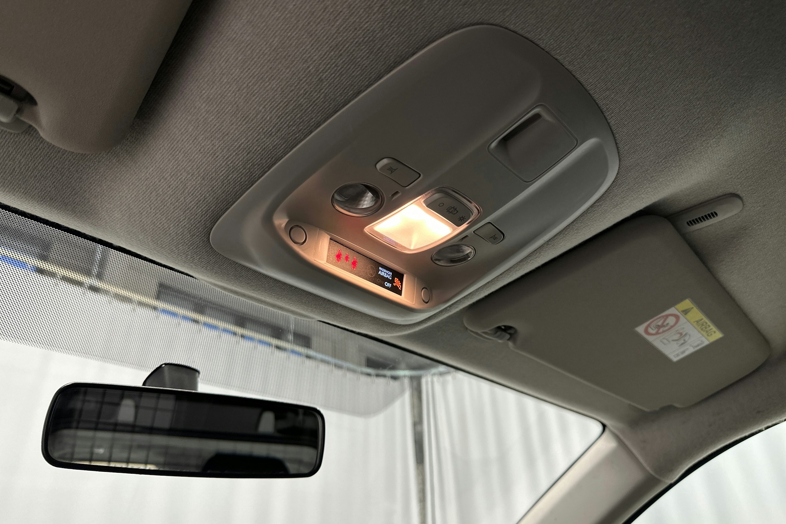 valkoinen Citroën Jumpy 2017 kuva 19.