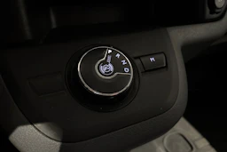 valkoinen Citroën Jumpy 2018 kuva 24.
