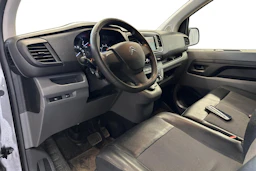 harmaa Citroën Jumpy 2018 kuva 3.