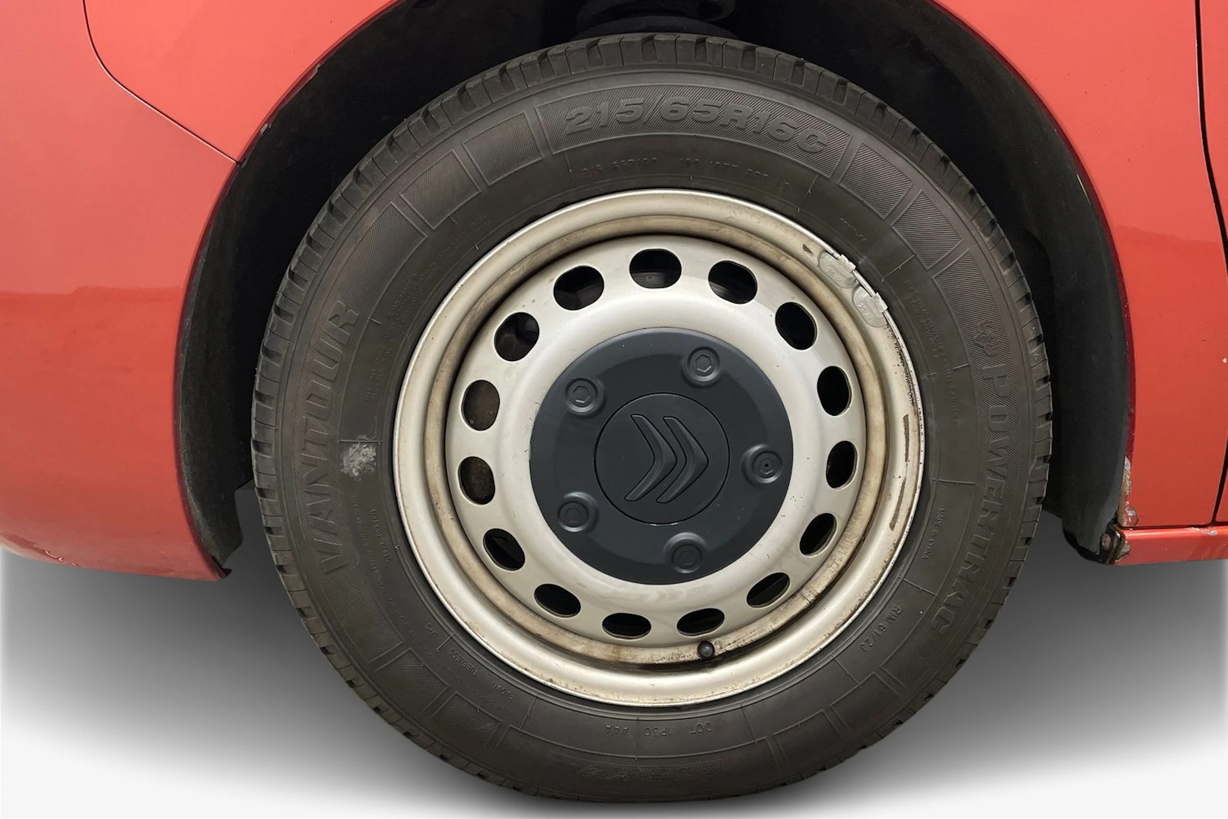 punainen Citroën Jumpy 2018 kuva 12.