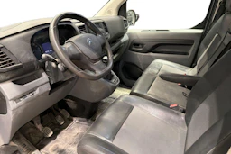Harmaa Citroën Jumpy 2019 kuva 3.