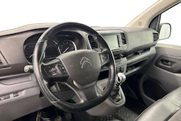 valkoinen Citroën Jumpy 2019 kuva 9.