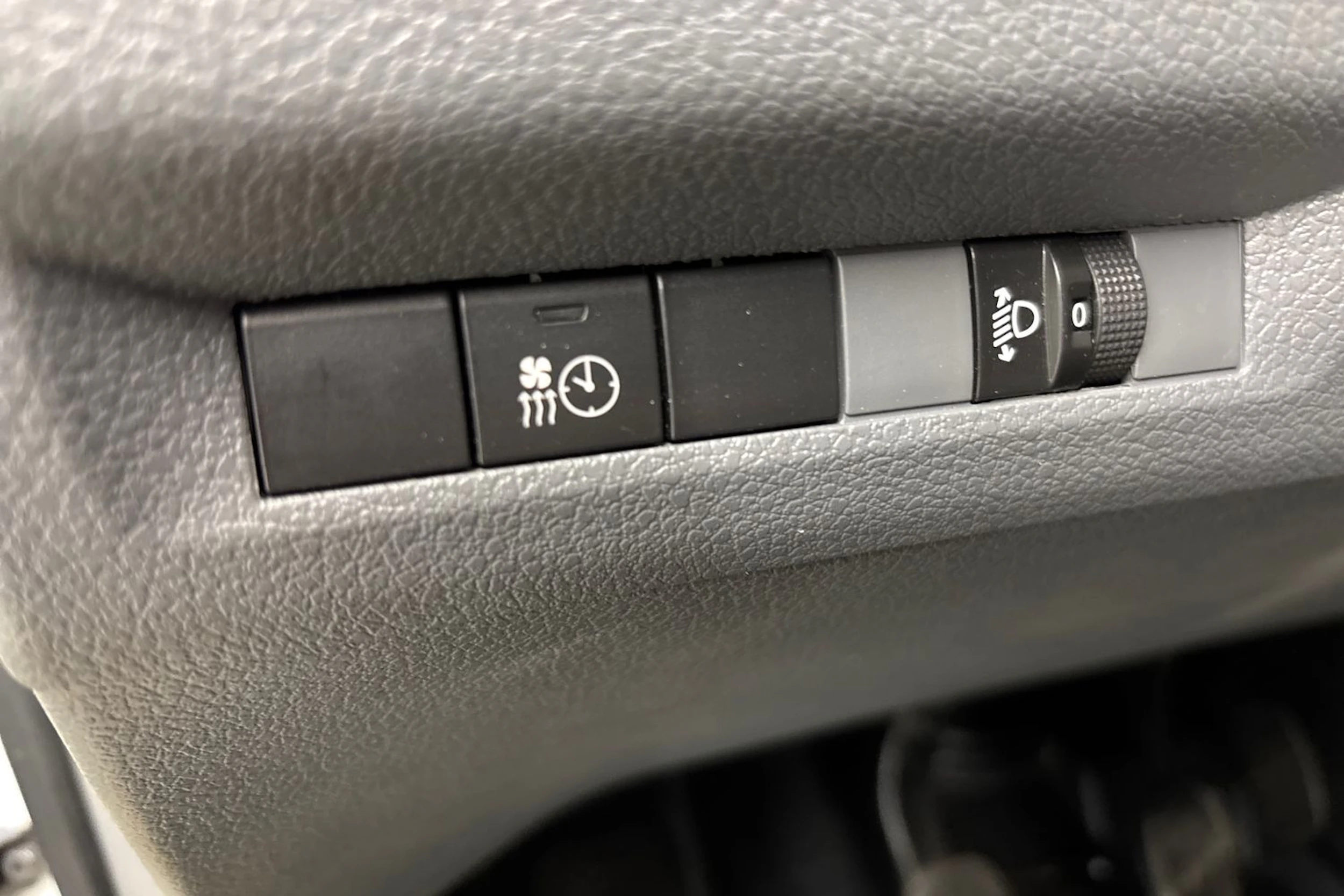 valkoinen Citroën Jumpy 2019 kuva 18.